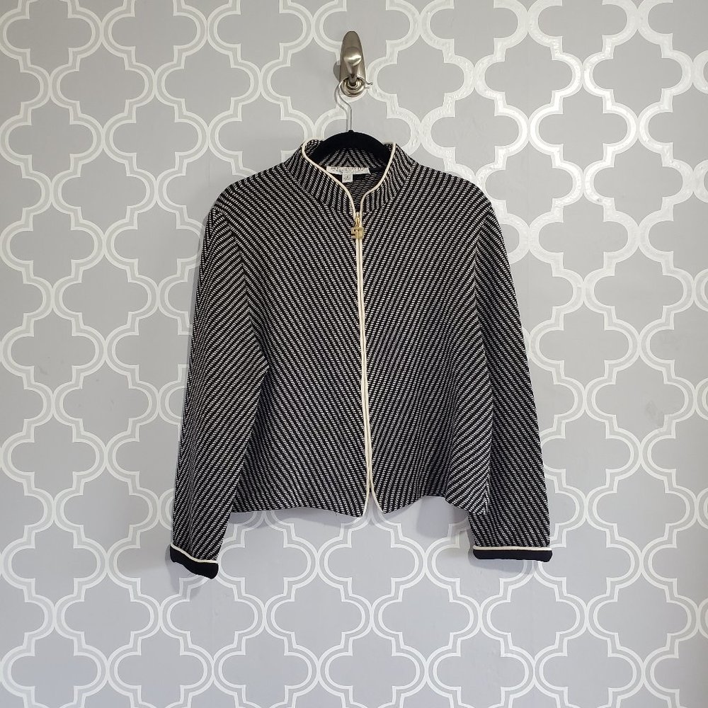 St. John by Marie Gray zip up jacket